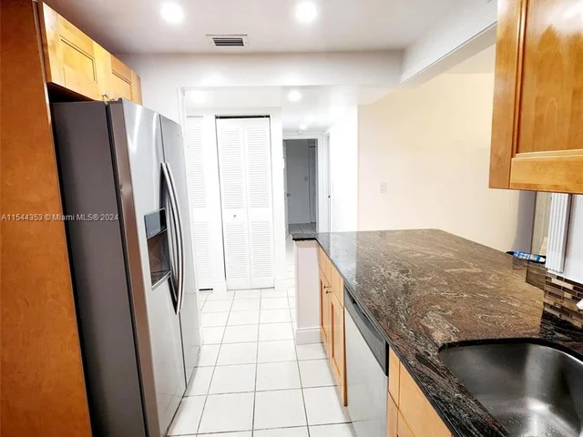 4384 NW 9th Ave # 1D, Deerfield Beach FL 33064