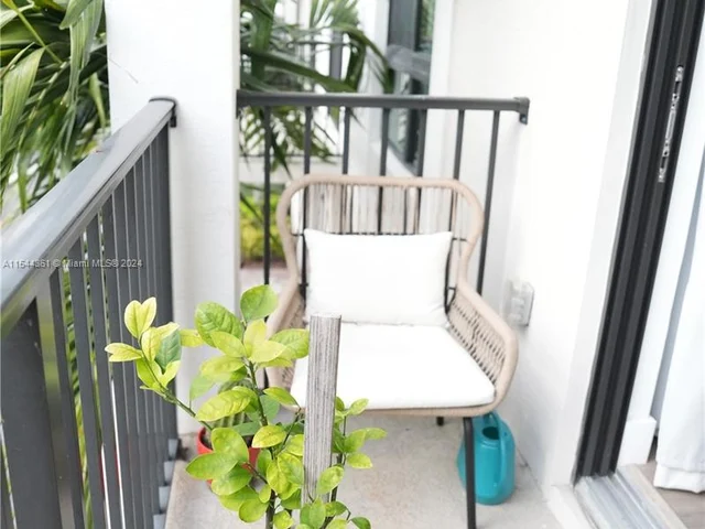 4745 NW 84th Ct # 22, Doral FL 33166