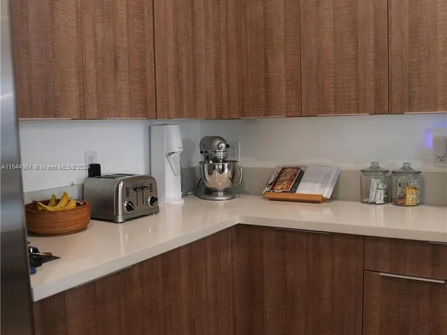 4745 NW 84th Ct # 22, Doral FL 33166