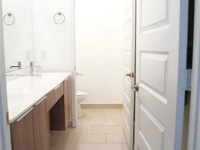 4745 NW 84th Ct # 22, Doral FL 33166