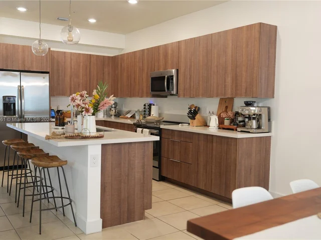 4745 NW 84th Ct # 22, Doral FL 33166