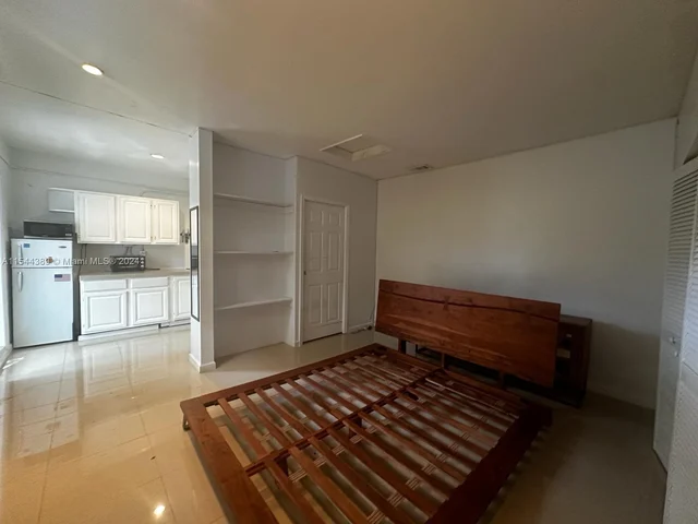 9361 SW 177th St, Palmetto Bay FL 33157