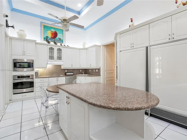 166 Bal Bay Dr, Bal Harbour FL 33154