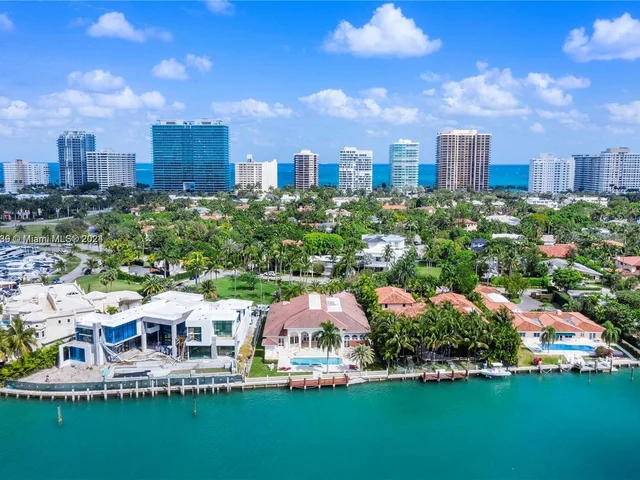 166 Bal Bay Dr, Bal Harbour FL 33154