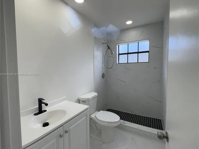 20620 SW 117th Ave, Miami FL 33177