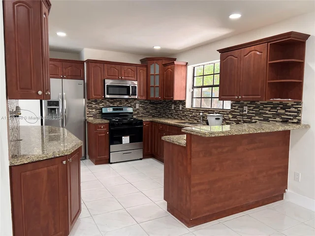 20620 SW 117th Ave, Miami FL 33177