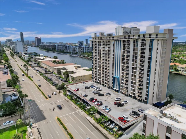 1600 S Ocean Dr # 15B, Hollywood FL 33019