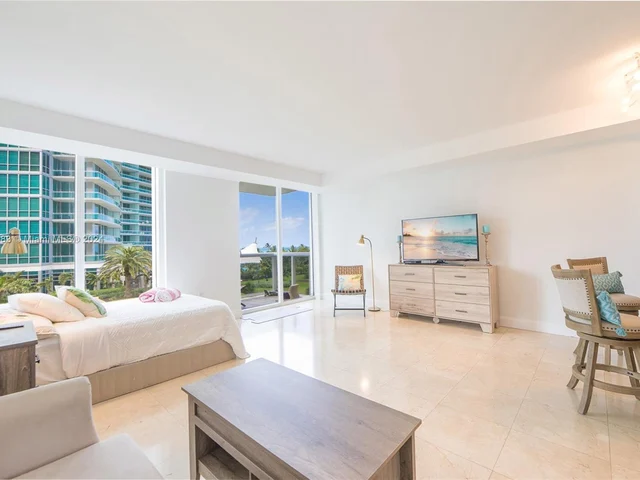 10275 Collins Ave # 405, Bal Harbour FL 33154