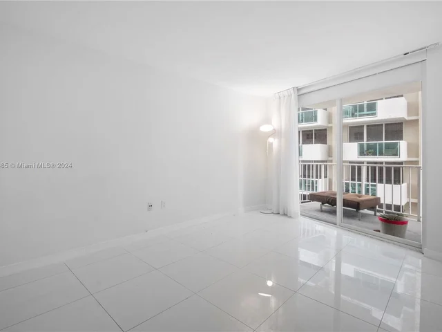 1228 West Ave # 611, Miami Beach FL 33139
