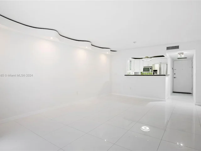 1228 West Ave # 611, Miami Beach FL 33139
