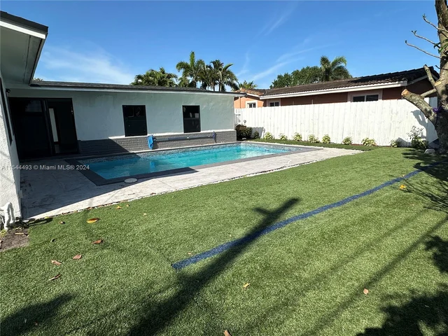 7750 Simms St, Hollywood FL 33024