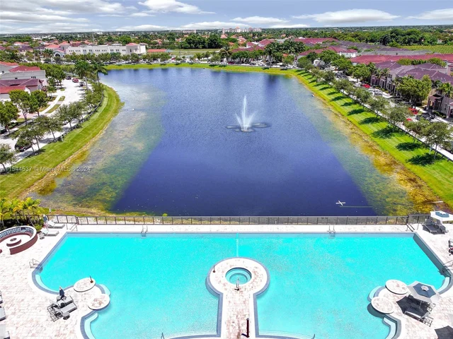 17075 SW 92nd St, Miami FL 33196