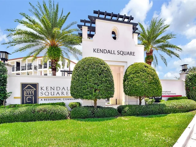 17075 SW 92nd St, Miami FL 33196