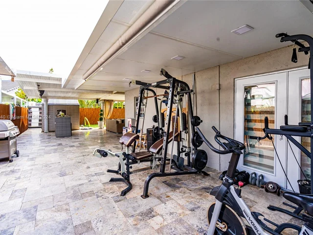 8101 SW 149th Ave, Miami FL 33193