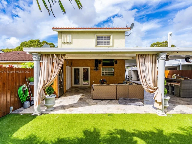 8101 SW 149th Ave, Miami FL 33193