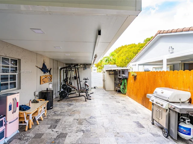 8101 SW 149th Ave, Miami FL 33193