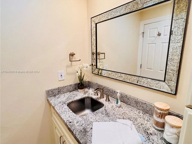 23321 Water Cir # 23321, Boca Raton FL 33486