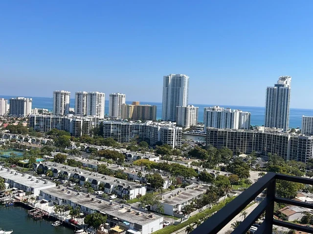 2500 Parkview Dr # 2411, Hallandale Beach FL 33009