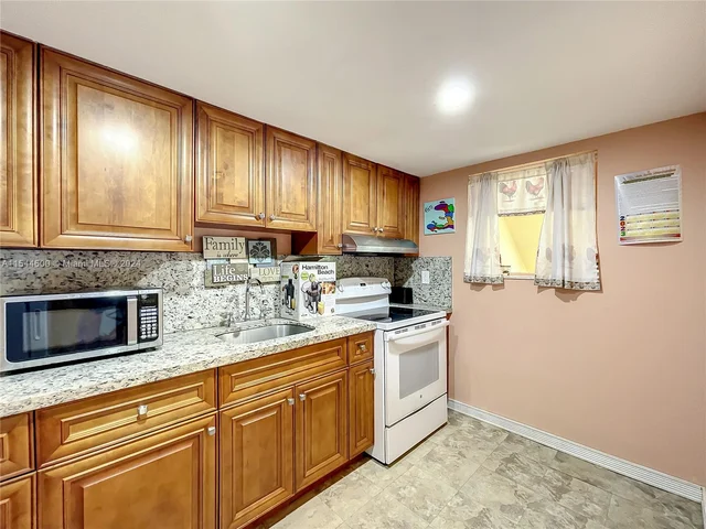 3253 Foxcroft Rd # G314, Miramar FL 33025