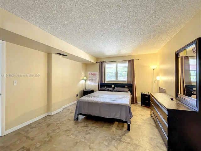 3253 Foxcroft Rd # G314, Miramar FL 33025