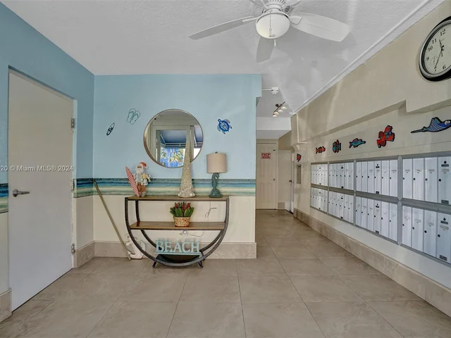 300 Oregon St # 503, Hollywood FL 33019