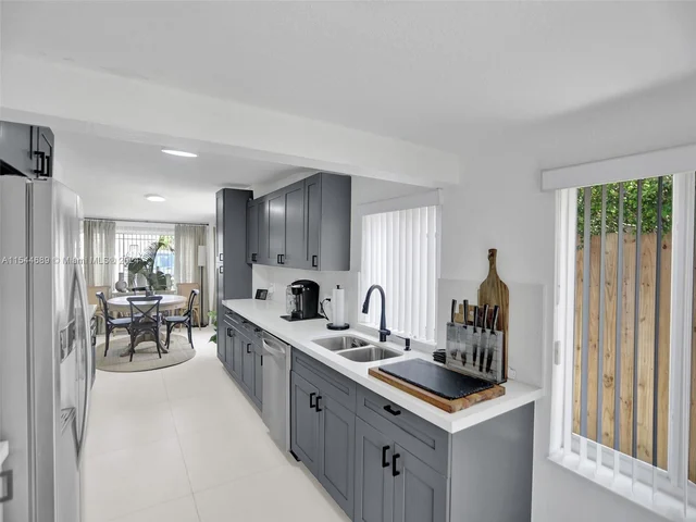 1820 NE 182nd St, North Miami Beach FL 33162