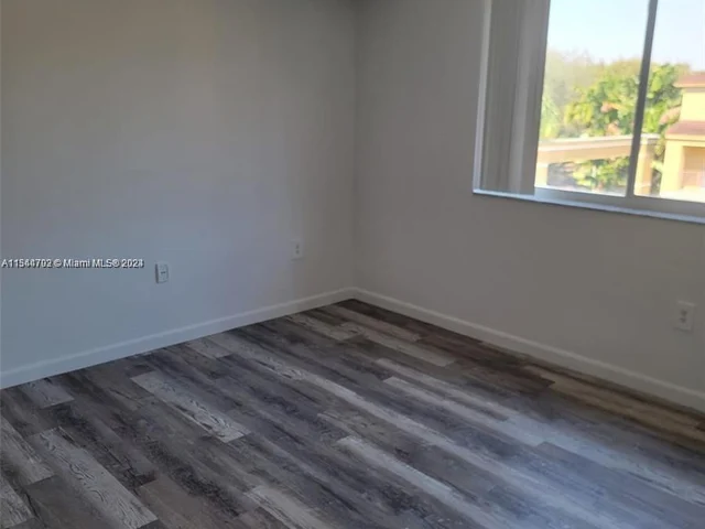 741 N Pine Island Rd # 308, Plantation FL 33324