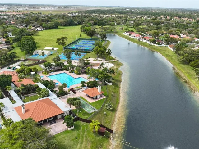 11114 SW 136th Ct # 0, Miami FL 33186