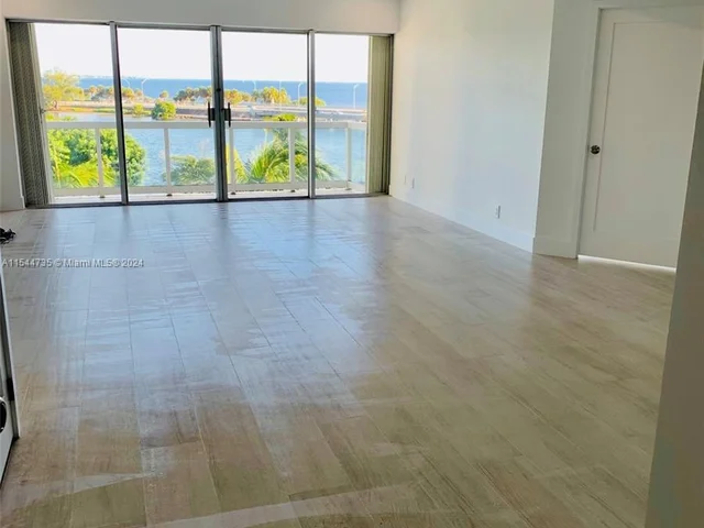 2451 Brickell Ave # 5S, Miami FL 33129