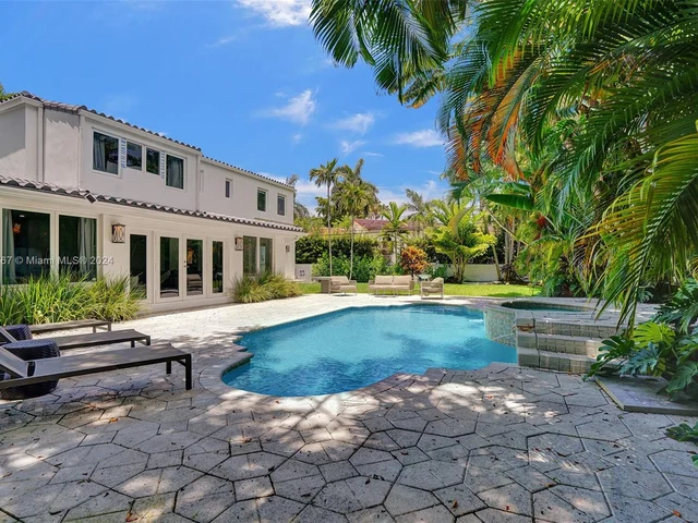 6355 Lagorce Dr, Miami Beach FL 33141