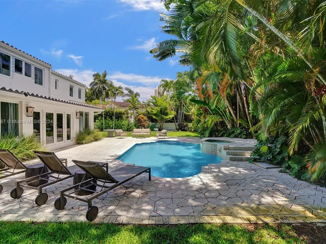 6355 Lagorce Dr, Miami Beach FL 33141