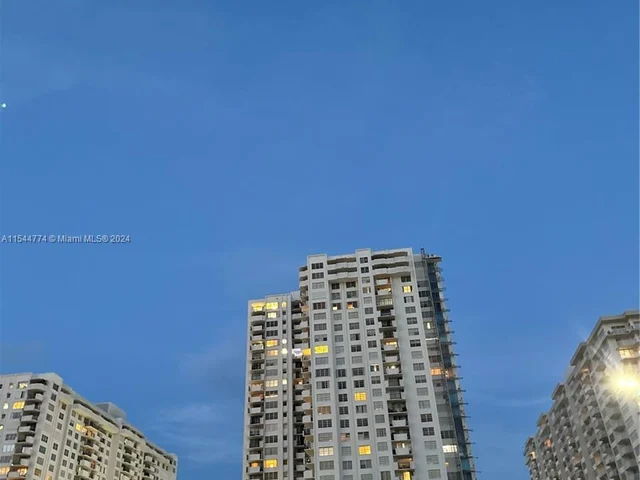 2750 NE 183rd St # 503, Aventura FL 33160