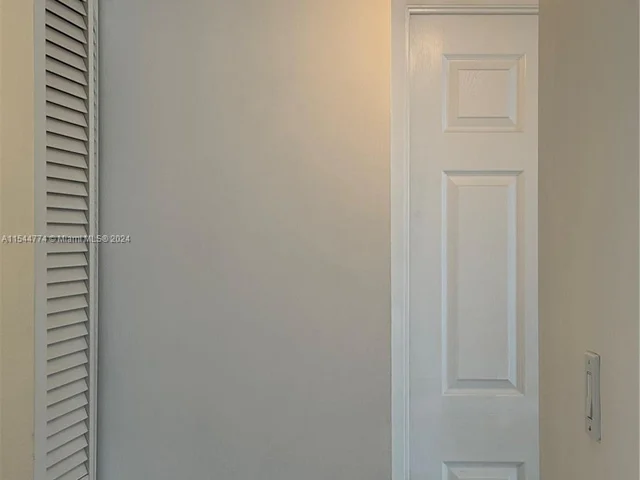 2750 NE 183rd St # 503, Aventura FL 33160