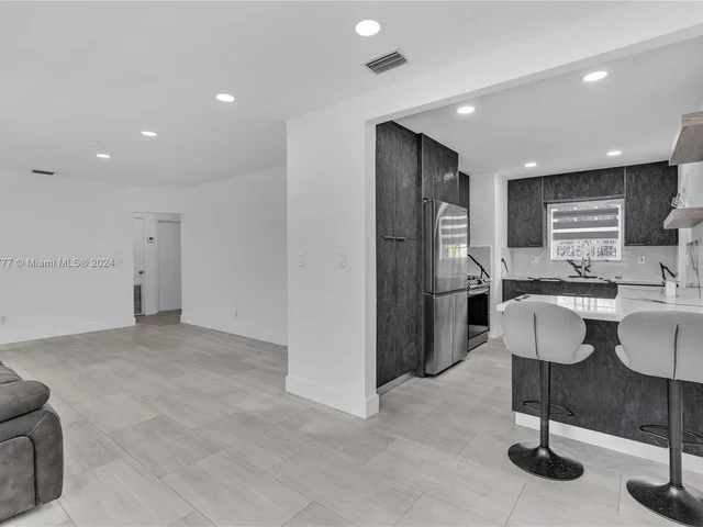 3620 E 2nd Ave, Hialeah FL 33013