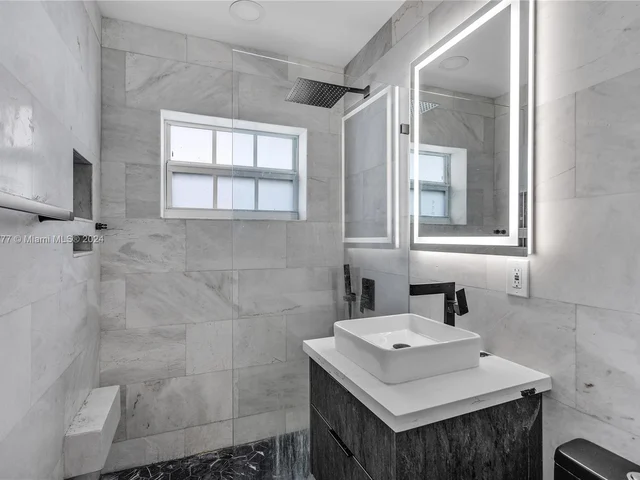 3620 E 2nd Ave, Hialeah FL 33013