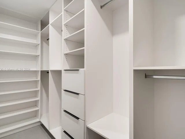 13840 SW 73rd Ave, Palmetto Bay FL 33158