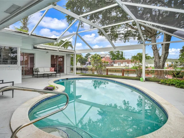 1861 NW 36th St, Oakland Park FL 33309