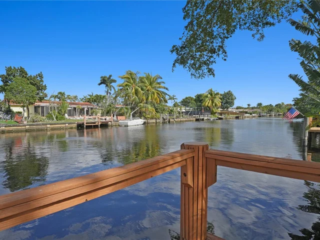 1861 NW 36th St, Oakland Park FL 33309