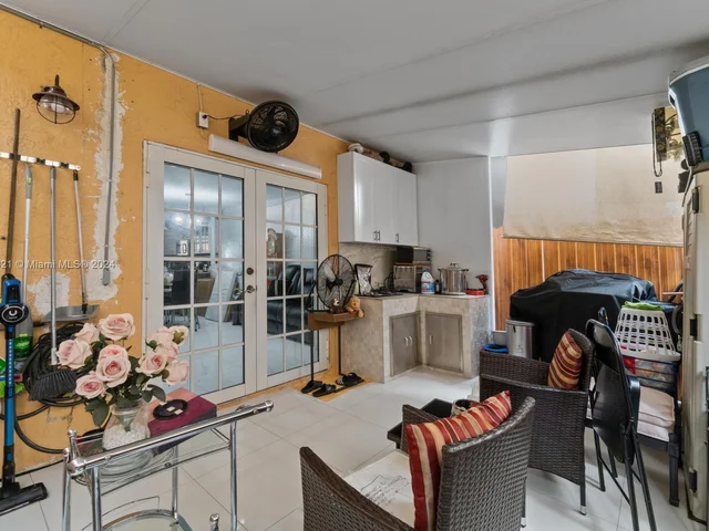 10684 NW 87th Ct # 10684, Hialeah Gardens FL 33018