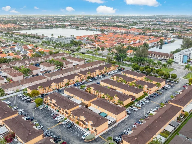 10684 NW 87th Ct # 10684, Hialeah Gardens FL 33018