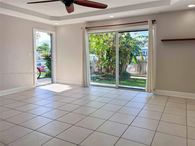 2033 Calais Dr # 5, Miami Beach FL 33141