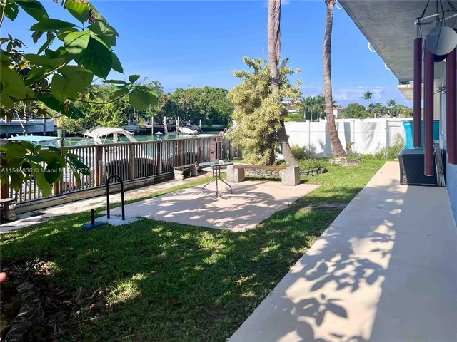 2033 Calais Dr # 5, Miami Beach FL 33141