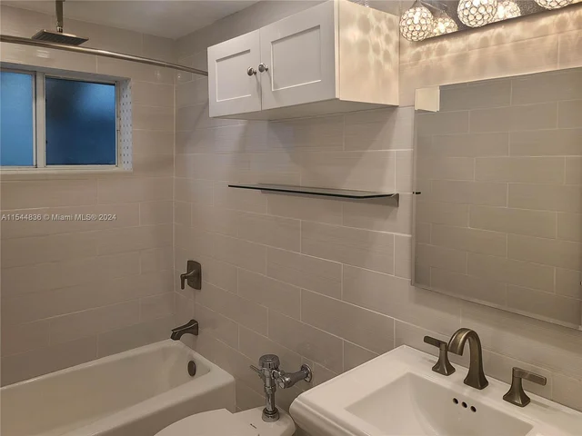 2033 Calais Dr # 5, Miami Beach FL 33141