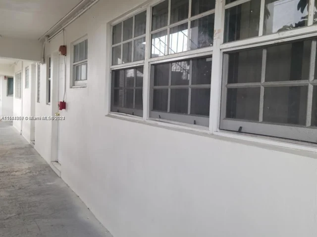 1430 NE 170th St # 221, North Miami Beach FL 33162