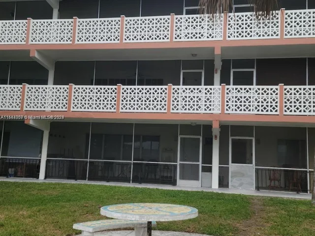 1430 NE 170th St # 221, North Miami Beach FL 33162