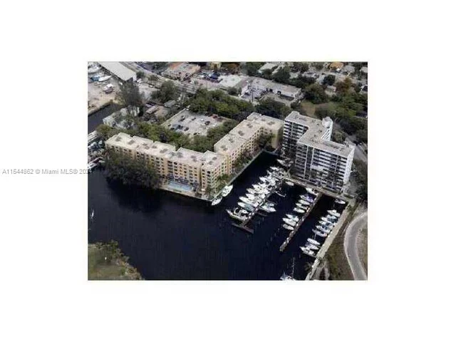1740 NW N River Dr # 521, Miami FL 33125