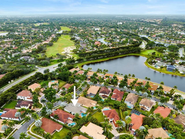 2012 Harbor View Cir, Weston FL 33327