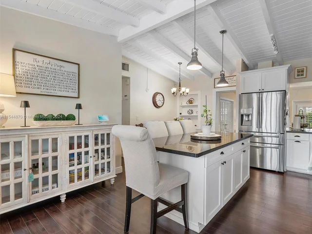 5558 SW 89th Pl, Miami FL 33165