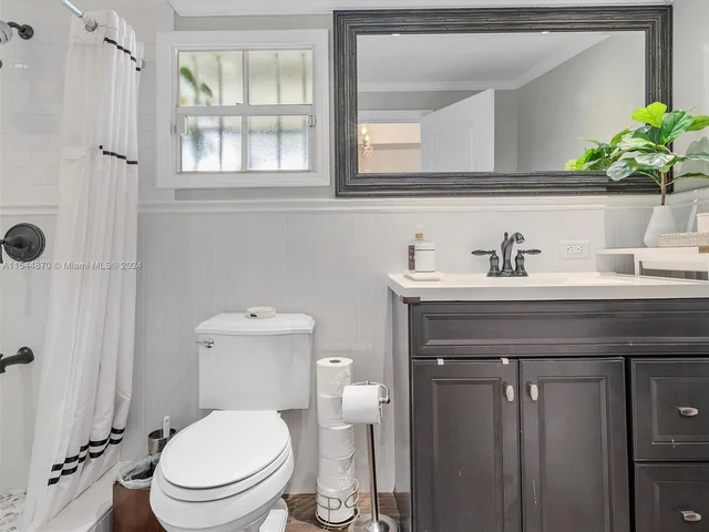 5558 SW 89th Pl, Miami FL 33165