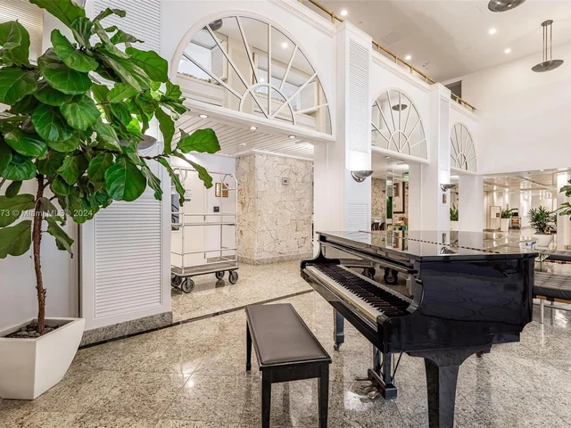 780 NE 69th St # 1010, Miami FL 33138